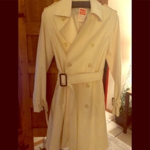 Linda Richards leather coat. 💕